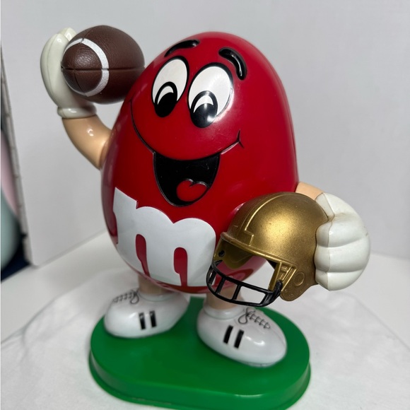 Vintage 1995 Red M&M Football Candy Dispenser. (C) - Picture 2 of 6